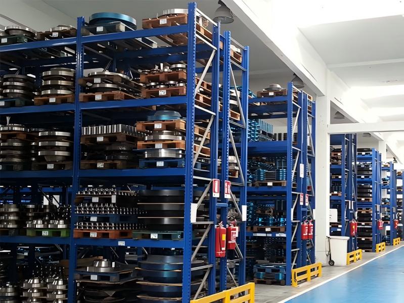 How to Store Carbon Steel Flanges